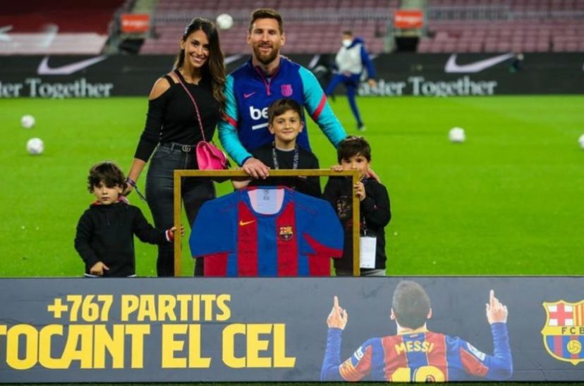 Messi junto a su familia Barcelona