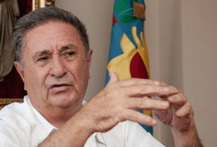 Eduardo Duhalde ExPresidente Mandatario