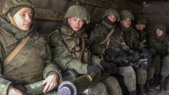 soldados rusos en la invasión