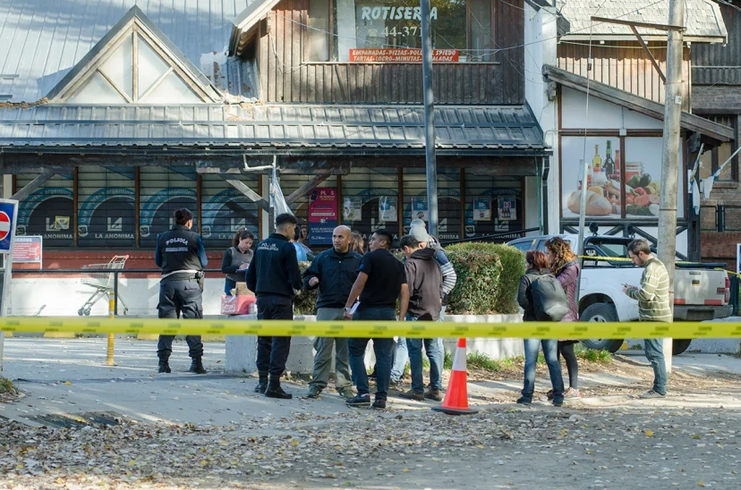 Asesinato en el supermercado en Bariloche