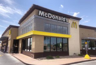 mc donalds en parque independencia