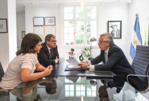 El presidente presentó el pedido de juicio político a Martínez y Gaillard.