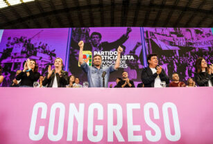 Máximo Kirchner en un congreso del PJ