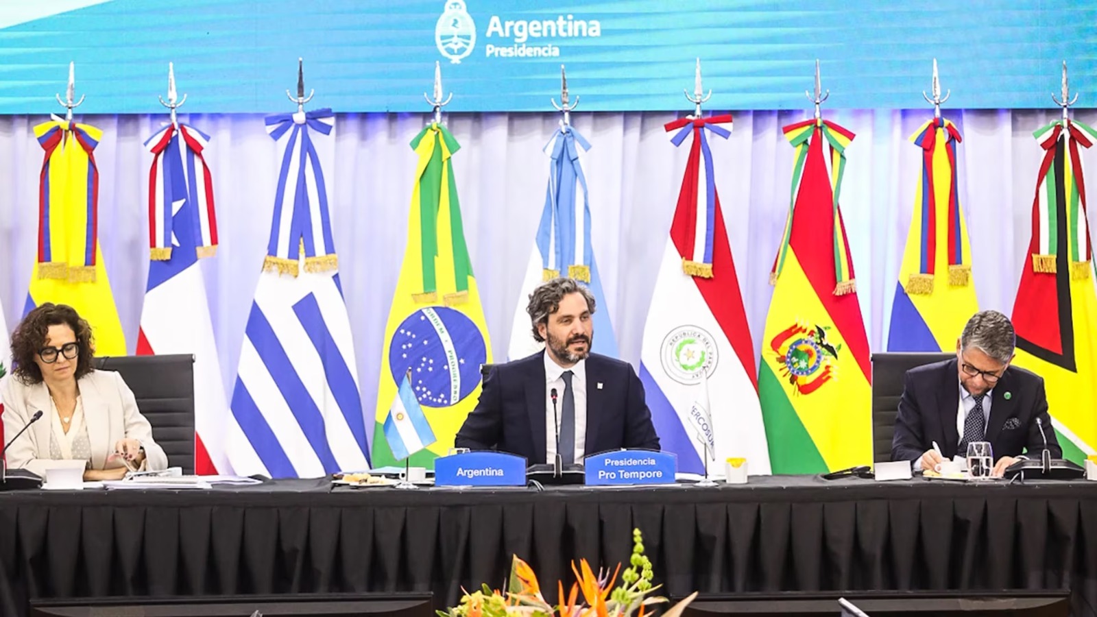 Cafiero en la reunión de representantes de países del Mercosur