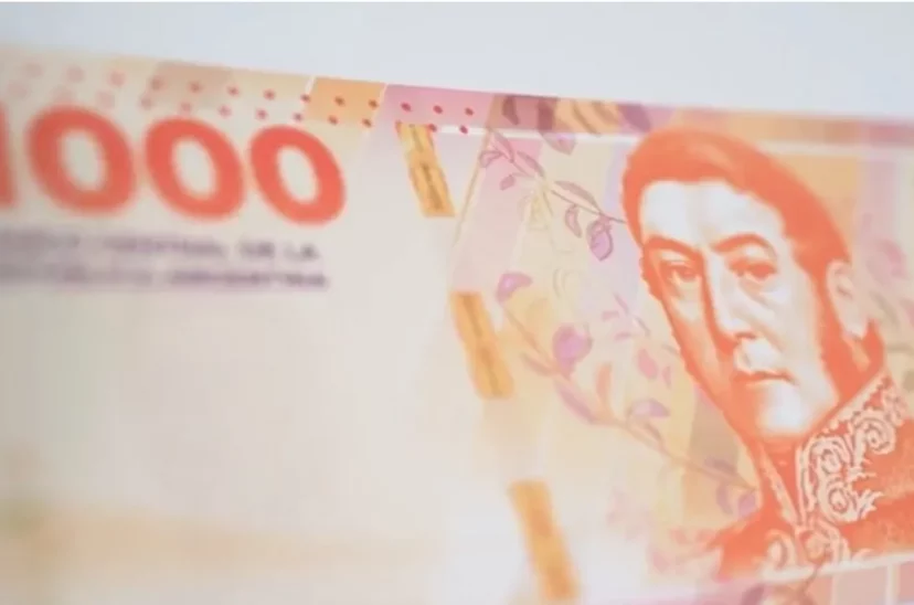 nuevo billete de 1000 pesos con la cara de san martín