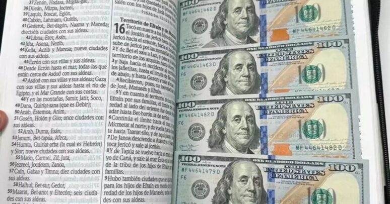 Dólares Biblia
