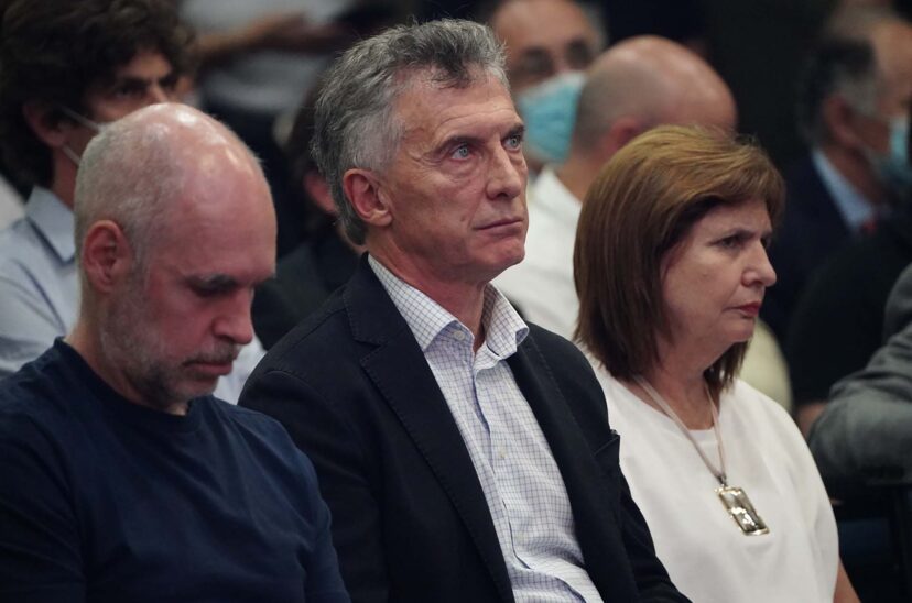 Mauricio Macri con Larreta y Bullrich.