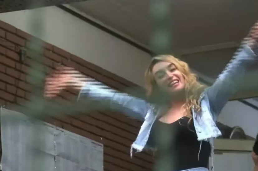 votó fátima florez en una escuela de recoleta