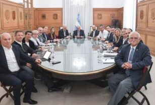 Reunión para privatizar