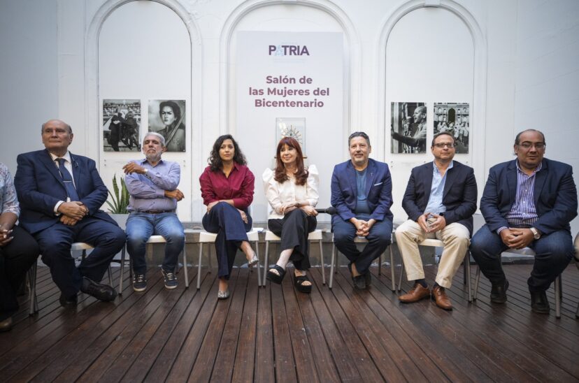 Cristina Kirchner con dirigentes jujeños