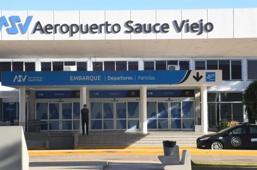 Sauce viejo aeropuerto avión